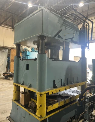 USED WILLIAMS WHITE & COMPANY WILLIAMS WHITE & COMPANY CUSTOM PRESS