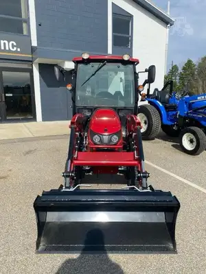 New | in-Stock 2025 CASE IH FARMALL 25SC Sub-Compact & Compact Tractors New Hampshire US | Beauregard Equipment #1511250