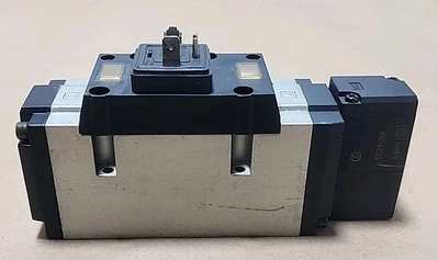 NEW SMC VFS4110-5D