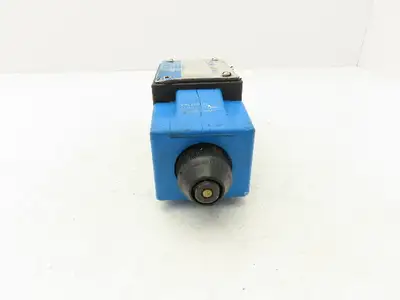 Used VICKERS _UNKNOWN_ Valves/Fittings Indiana US | Arrow Industrial #1316968