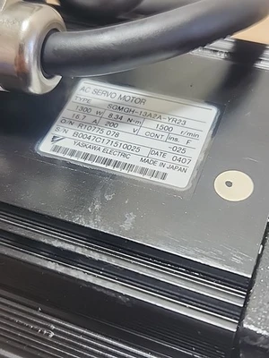 USED Yaskawa SGMGH-13A2A-YR23