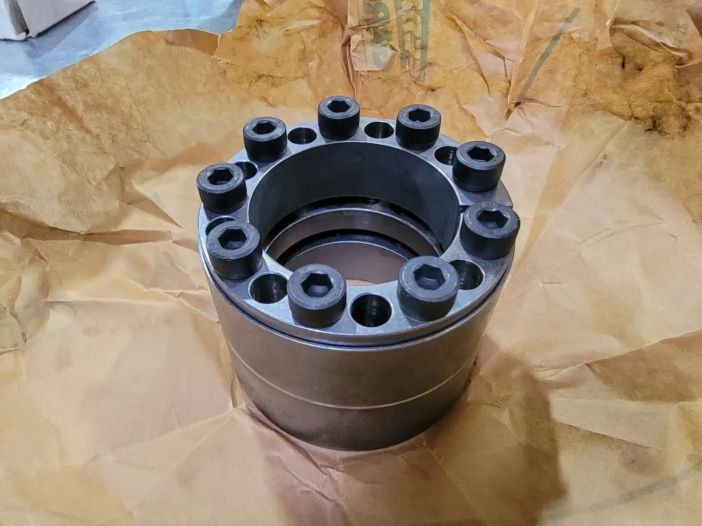 2-3/16" x 85 mm Locking Assembly/Keyless Bushing 4061
