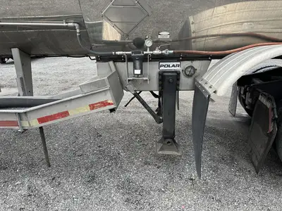 Used 1999 POLAR _UNKNOWN_ Tanker Trailers Indiana US | Lakeshore Equipment Sales #1546611