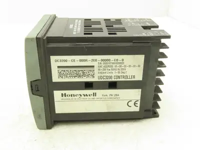 Honeywell DC3200-CE-000R-200-00000-E0-0 UDC3200 Digital Temperature Controller