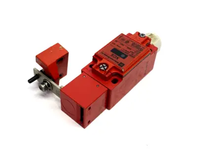 USED TELEMECANIQUE XCS-A712