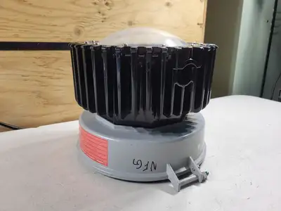 NEW CROUSE-HINDS VMV5L/UNV1 S890