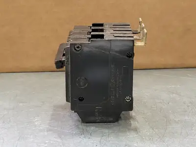 Used GENERAL ELECTRIC THQB320 Switchgears British Columbia CA | Lenmark #243329
