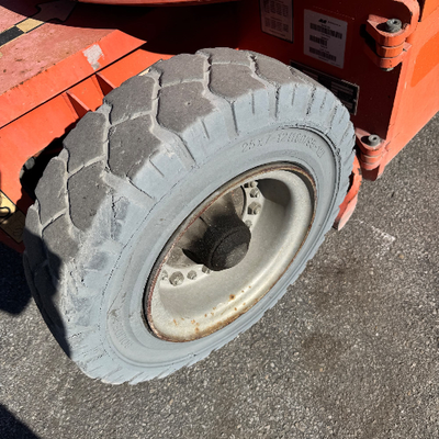 USED 2015 JLG E300AJP