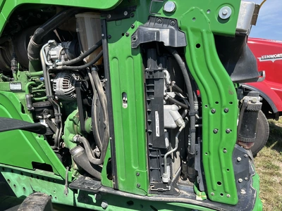 USED 2014 JOHN DEERE 6150R
