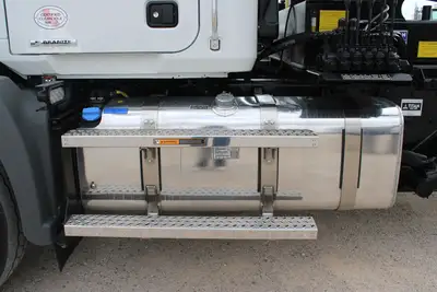 New | in-Stock 2026 MACK GRANITE 64BR Rolloff Trucks Texas US | Roll Off Truck World #1491889