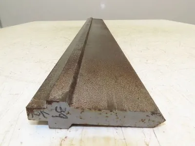 Press Brake Punch Die 39-1/2" Long 90° V 5/8" W 3-3/4" H 1/2" Tang