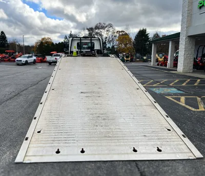 USED 2015 Hino Rollback