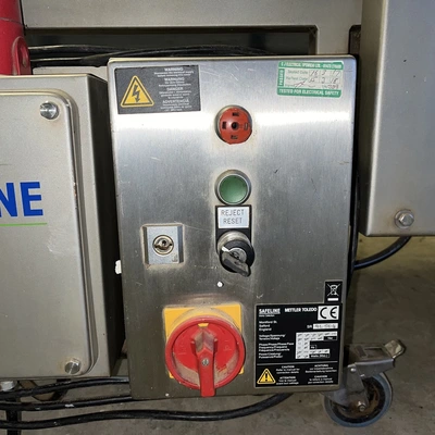 Mettler Toledo Safeline Metal Detector