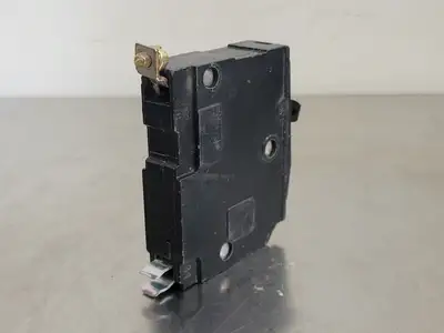 USED SQUARE D QOB115