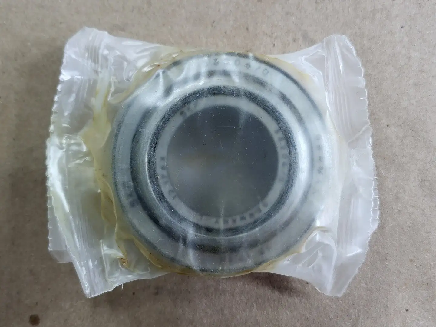NEW SKF 33206/Q