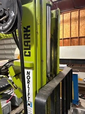 Used 1972 CLARK 40B Electric Forklifts Oregon US | RTR Services #1405156