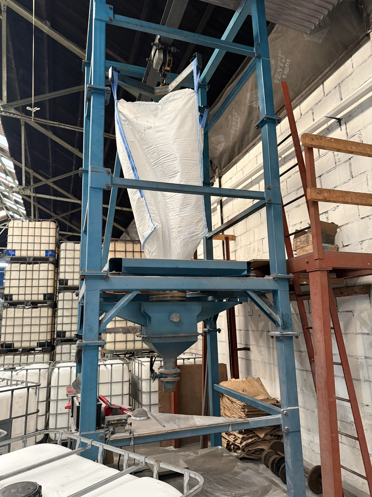 Big Bag Discharge unit for 1 ton bag.
