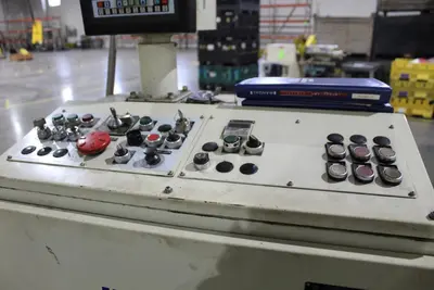 1999 KOMATSU L2M300-3BM Stamping Press | Levy Recovery Group (14)