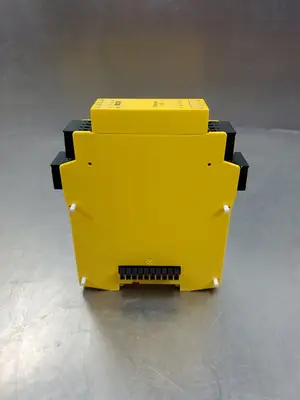 Used Sick FX3-XTI084002 V3.10.0 Safety Relay, (1044125) Relays & Switches | Palmetto Automation #1156100