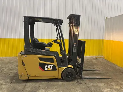 USED CAT