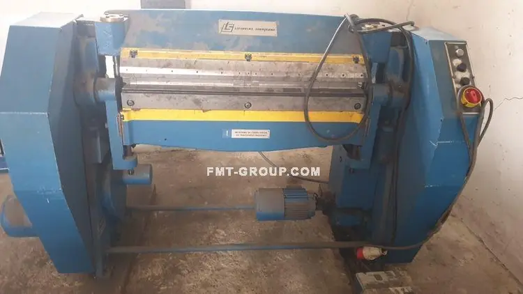 Used LIPTOVSKÉ STROJÁRNE XO 1000/3 Plate Bending Rolls including Pinch | F.M.T. Group s.r.o. #1253024
