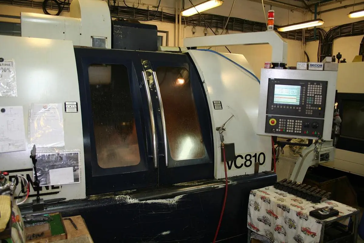 Used 2005 SPINNER VC 810 Vertical Machining Centers CZ | Amaron s.r.o. #1056733