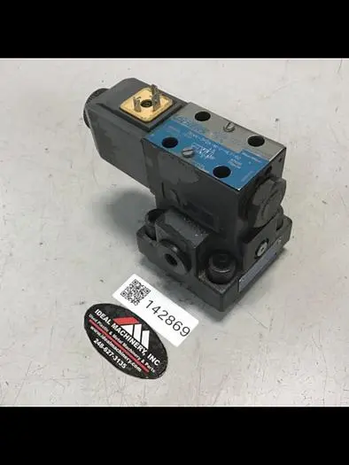 Used VICKERS DG4V-3-2A-M-U-HL7-60 Valves/Fittings Michigan US | Ideal Machinery #580807