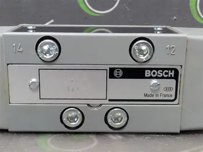 Bosch 0820224002 Pneumatic Directional Control Valve Body Used