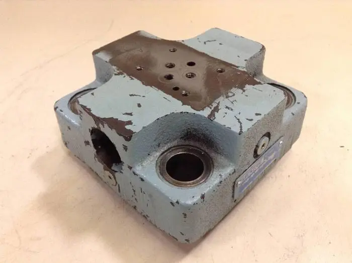 Used VICKERS CVCS40WHS210A00B14 Valves/Fittings Michigan US | Ideal Machinery #579963