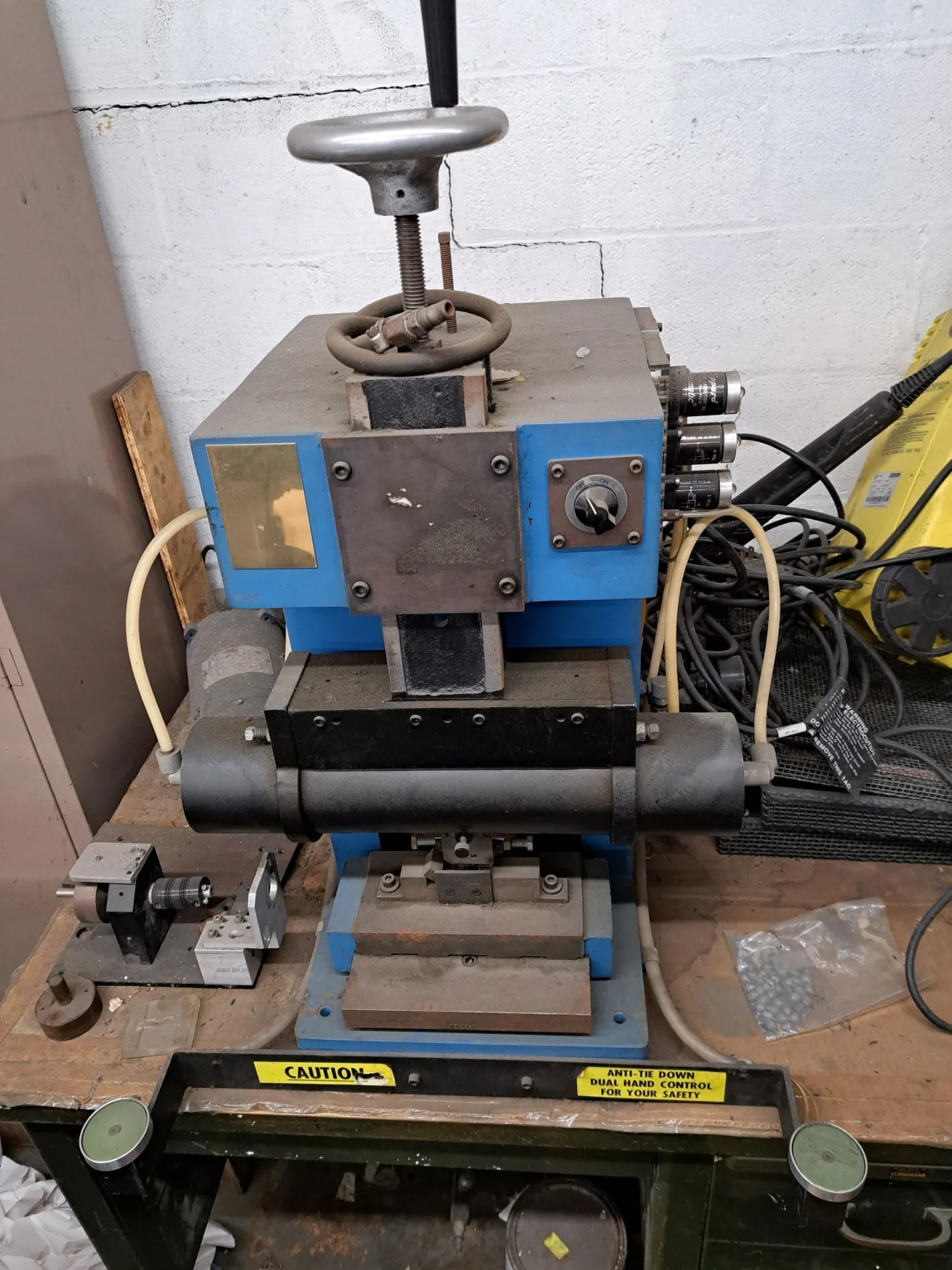 USED NOBLEWEST Series 9