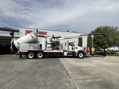 Used 2017 MACK GU713 Hydro Excavators California US | Big Truck & Equipment #1412222