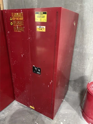 Used ULINE "H-1565S-R" Hazardous Storage Units Texas US | MachineryMax #1488281