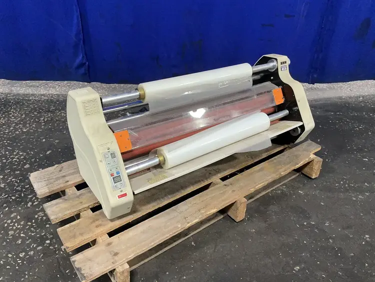 Used 2007 TAH HSIN INDUSTRIAL CORP TCC2700 Laminating Equipment Ohio US | HGR 24 #1463400