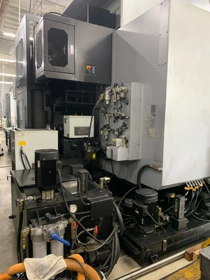 2014 WELE UA-2090 Universal Machining Centers | PM Machines (13)