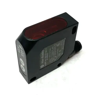 USED ALLEN-BRADLEY SER. A DISCREET ANALOG LASER SENSOR