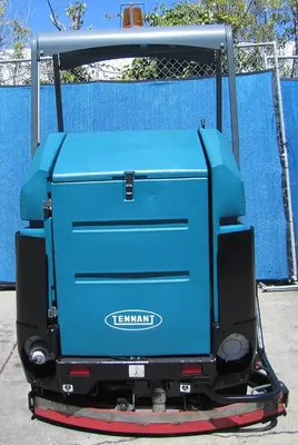 Used TENNANT 8300 Sweepers California US | Bay Line Tool #1399230