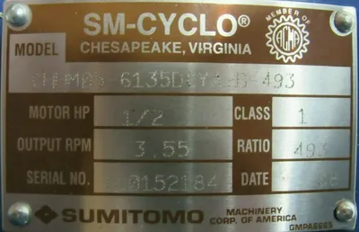 NEW SUMITOMO CHHM05-6135DCYA-B-493 GEARMOTOR 493:1 1/2HP CHHM056135DCYAB493