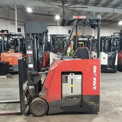 USED 2021 RAYMOND 425-C40QM