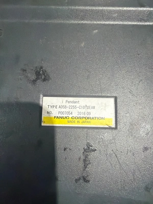 USED 2014 FANUC R-2000IB/210F + R30IB