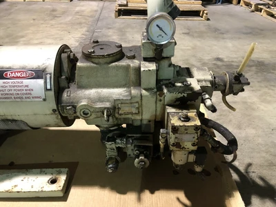 World energy Toshiba induction motor TIKK 15 kw frame 160L Daikin Piston pump
