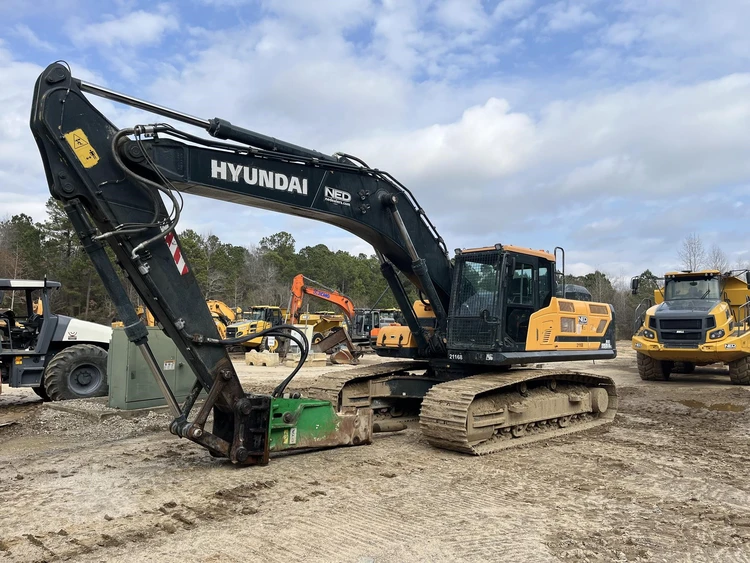 Used 2022 HYUNDAI HX350AL Crawler Excavators Florida US | National Equipment Dealers #1422455