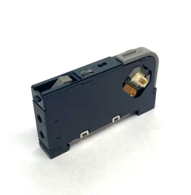 Used Yamatake Remote Cluster Distributed Fiber Optic Amplifier MISSING COVER Sensors Michigan US | Maverick Industrial Sales #1395333