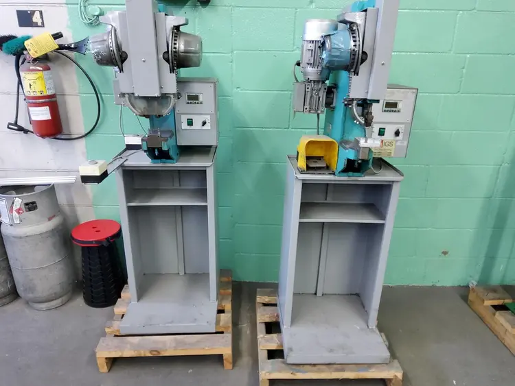 Used ITALIAN GLOBAL SERVICE MPIR-E Riveters CA | B & B RIVET MACHINE #746453