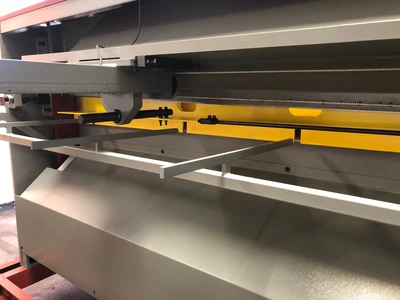 2025 GMC 10' X 14 GA. MECHANICAL SHEAR Mechanical Shears | Punch Press and Shear (5)