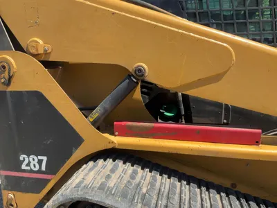 USED CATERPILLAR 287 MULTI TERRAIN LOADER