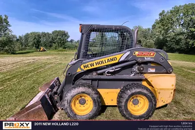 Used 2011 NEW HOLLAND L220 Skid Steer Loaders Wisconsin US | Proxy Equipment #1377978