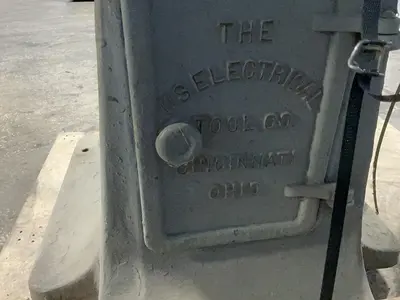 Used THE UNITED STATES ELECTRICAL CO. 70 Pedestal Type Grinders (Double End) Ohio US | HGR 24 #1266487