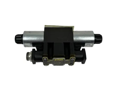 USED PARKER D1VW004CNJG56 CONTROL VALVE 24VDC 5000PSI