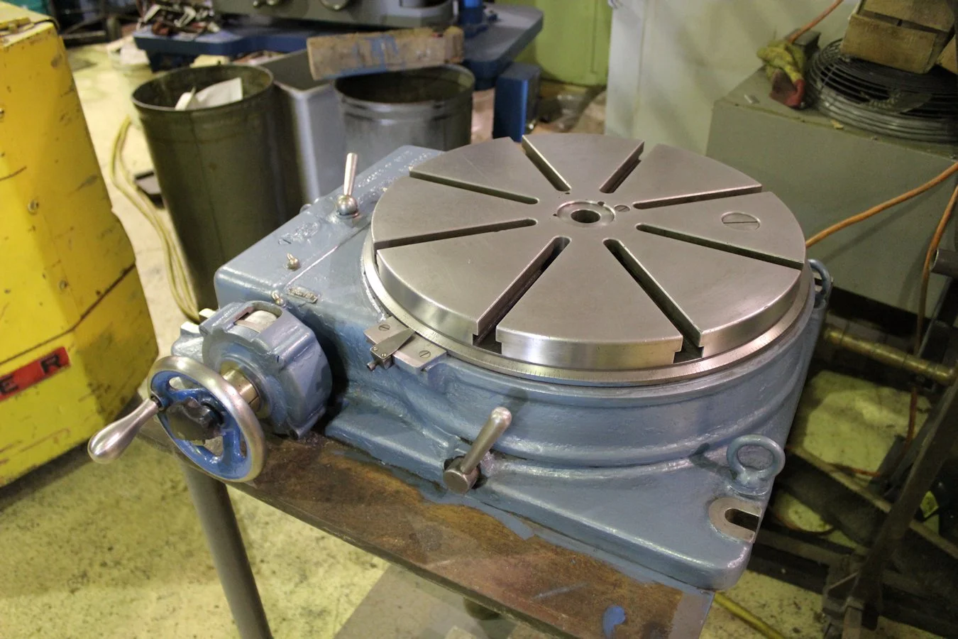 Societe Genevoise 17.75" Rotary Table
