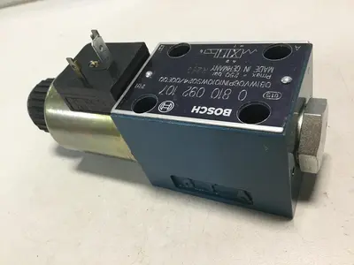 USED BOSCH 0 810 092 107